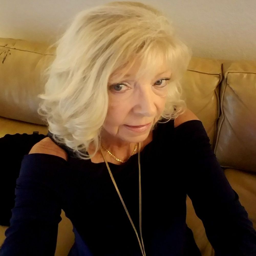 Meet your Posher, Linda